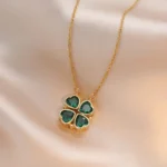 Collier trefle à 4 feuilles doré avec zircon vert transformable en 4 coeurs ELAE