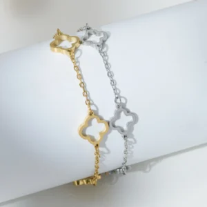 Bracelet quatre trèfles quatre feuilles ajourés maille fine ovale AMA