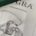 Collier trefle 4 feuilles moissanite 0.4 carat BELA - argent 925 photo review